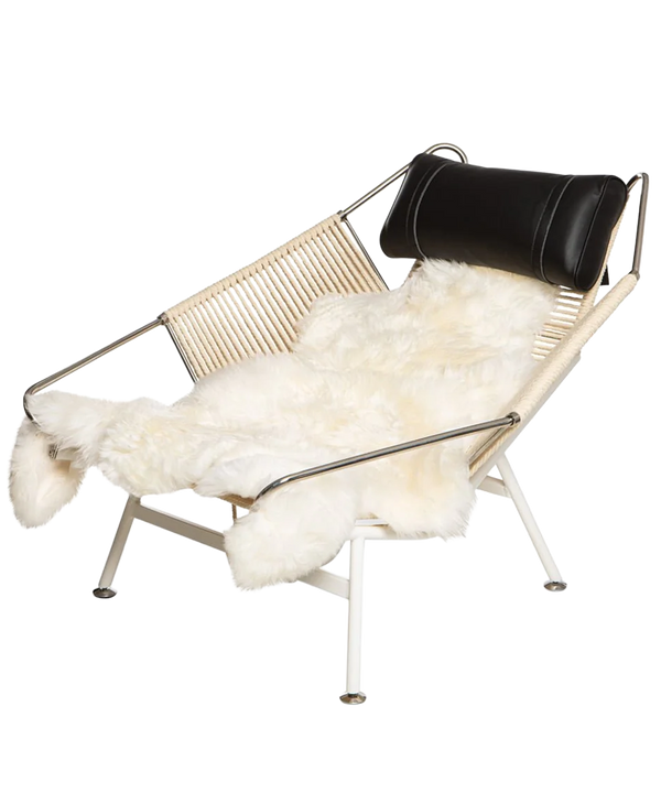 LOUNGE CHAIRS